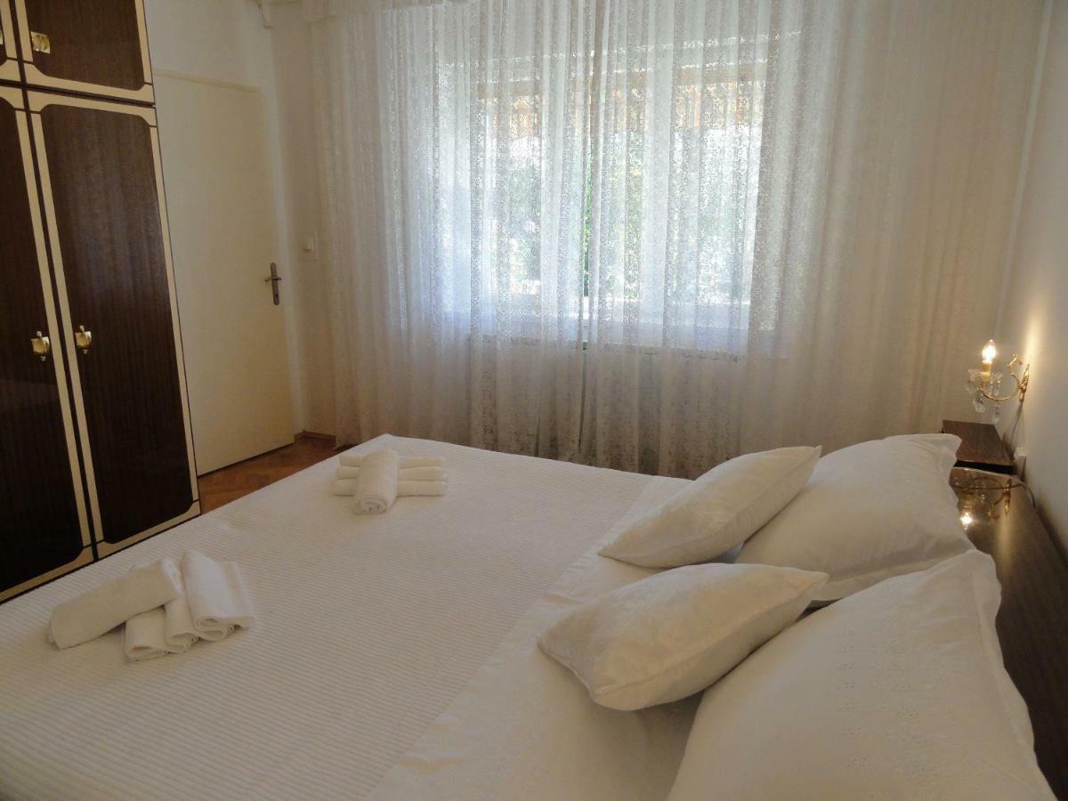 Dada Apartment غييكا المظهر الخارجي الصورة