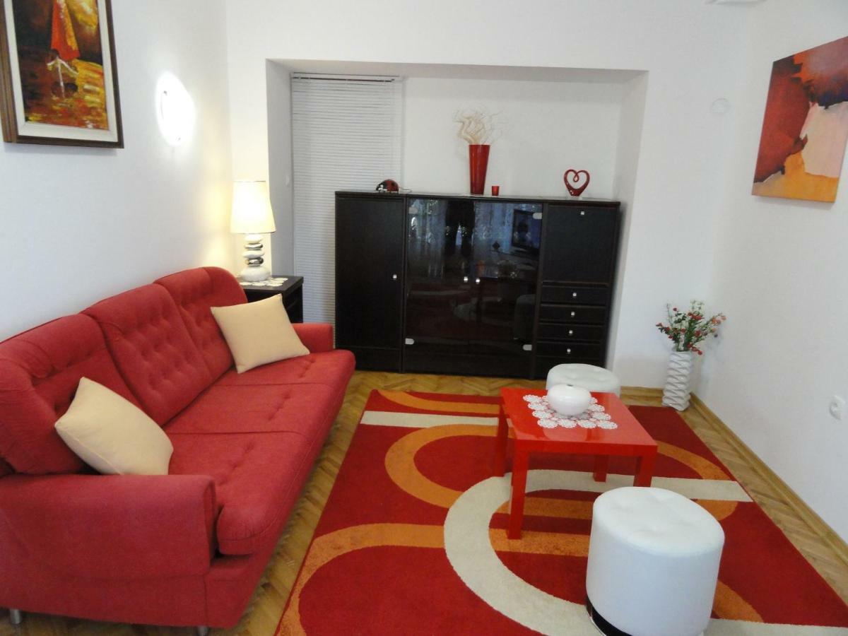 Dada Apartment غييكا المظهر الخارجي الصورة