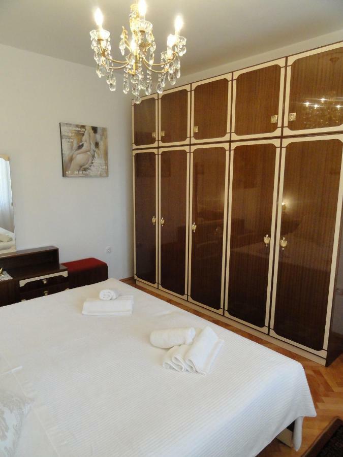 Dada Apartment غييكا المظهر الخارجي الصورة